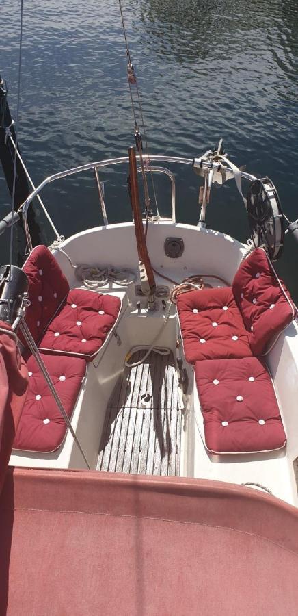 Sailboat Chanel 卡尔斯港 外观 照片